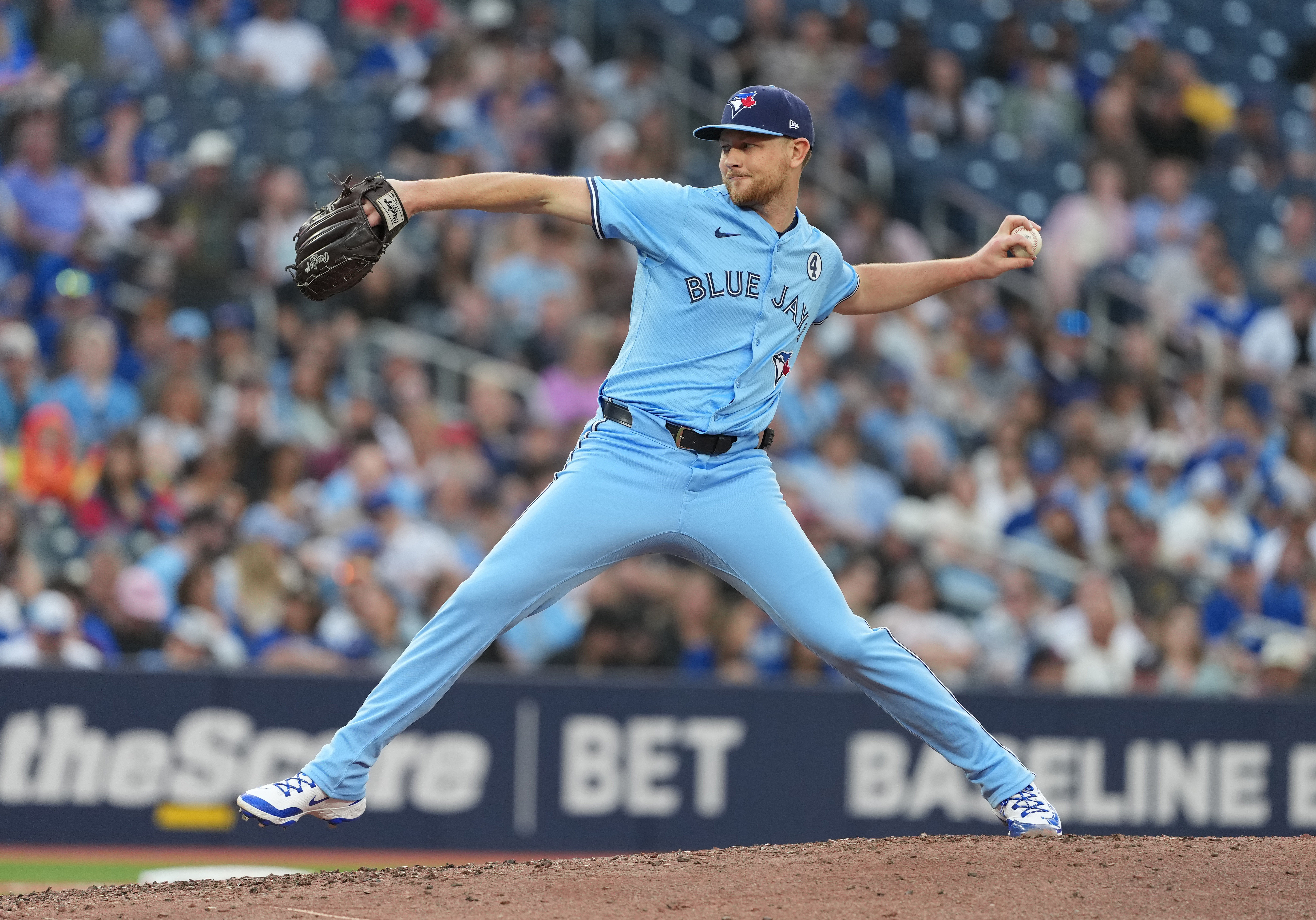 Eric Lauer is pitching today - Source: Imagn